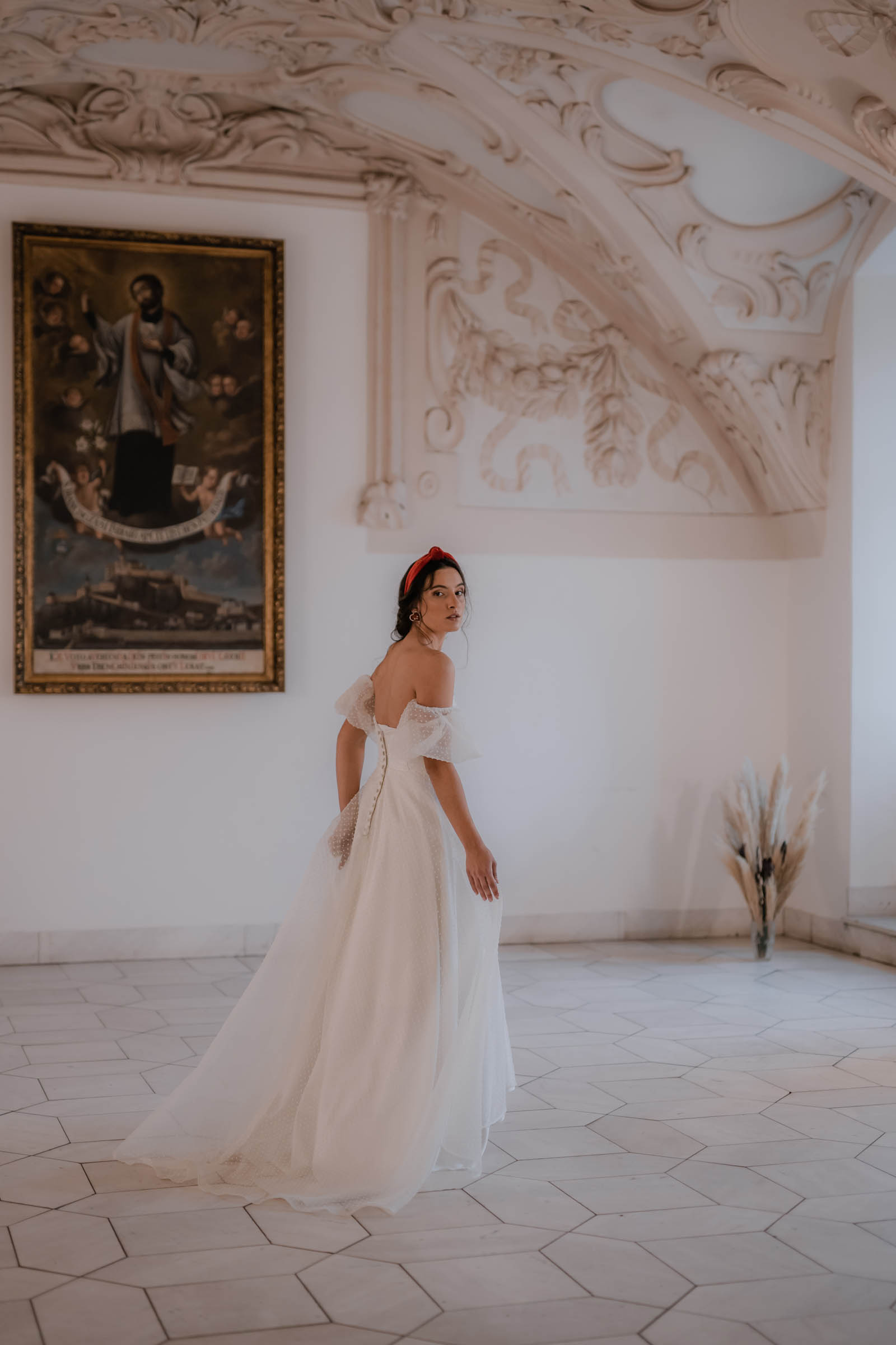 boho-svadobne-saty-veronika-kostkova-wedding-atelier-2019-nieves-4